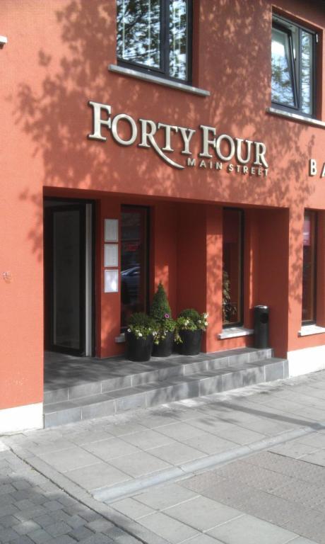 Forty Four Main Street Hotel Swords